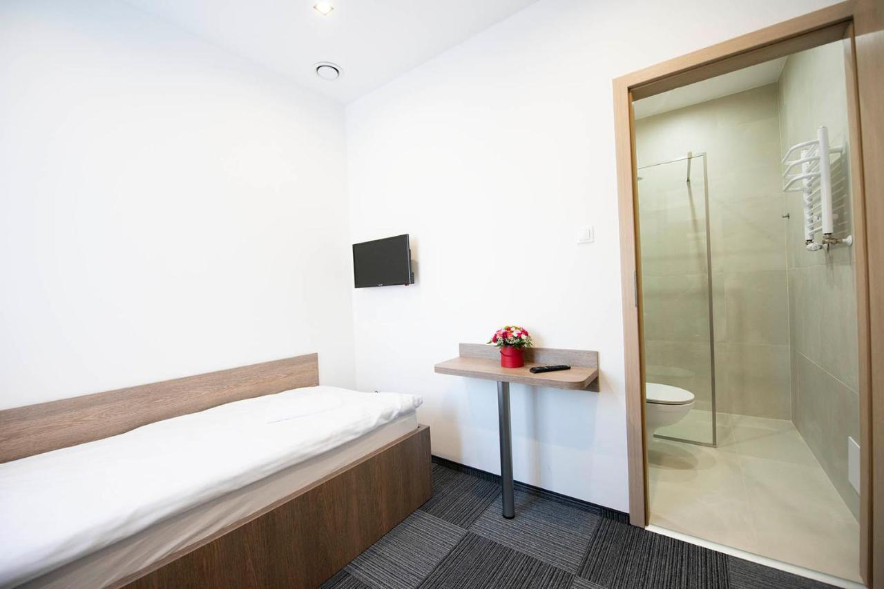 Hostel Sms Free Parking 比得哥什 外观 照片
