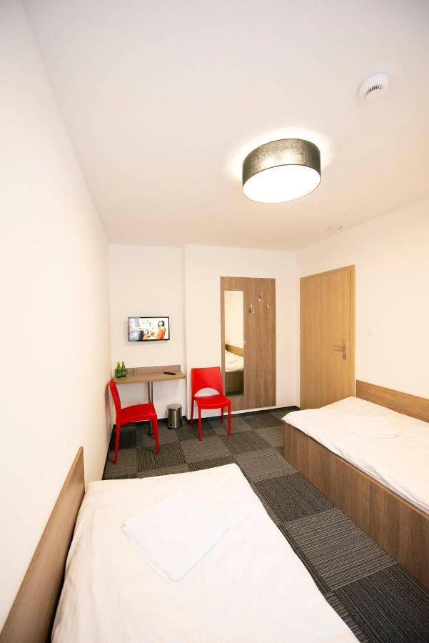 Hostel Sms Free Parking 比得哥什 外观 照片